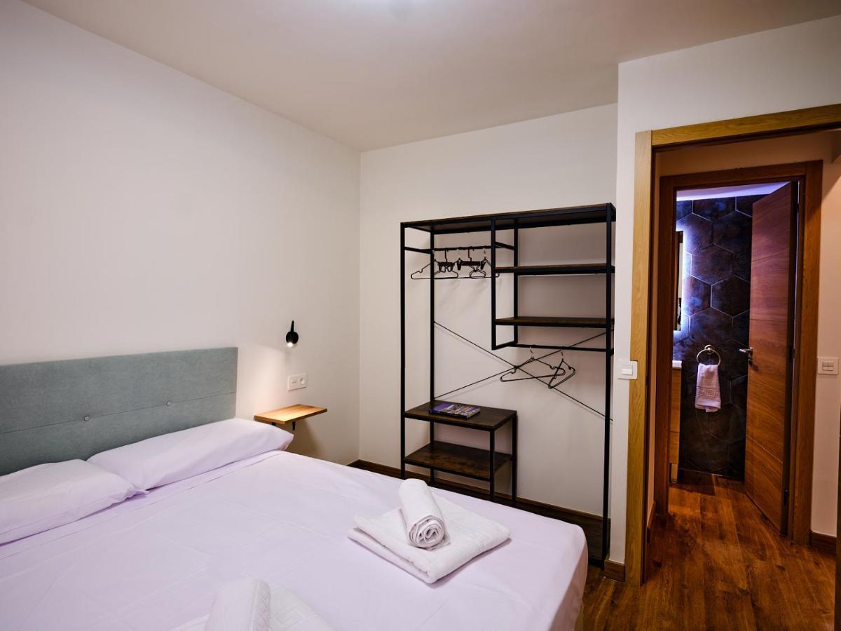 Leo Home- Bright & Centric 3 Bedrooms Apartment With Private Parking Included Málaga Exterior foto